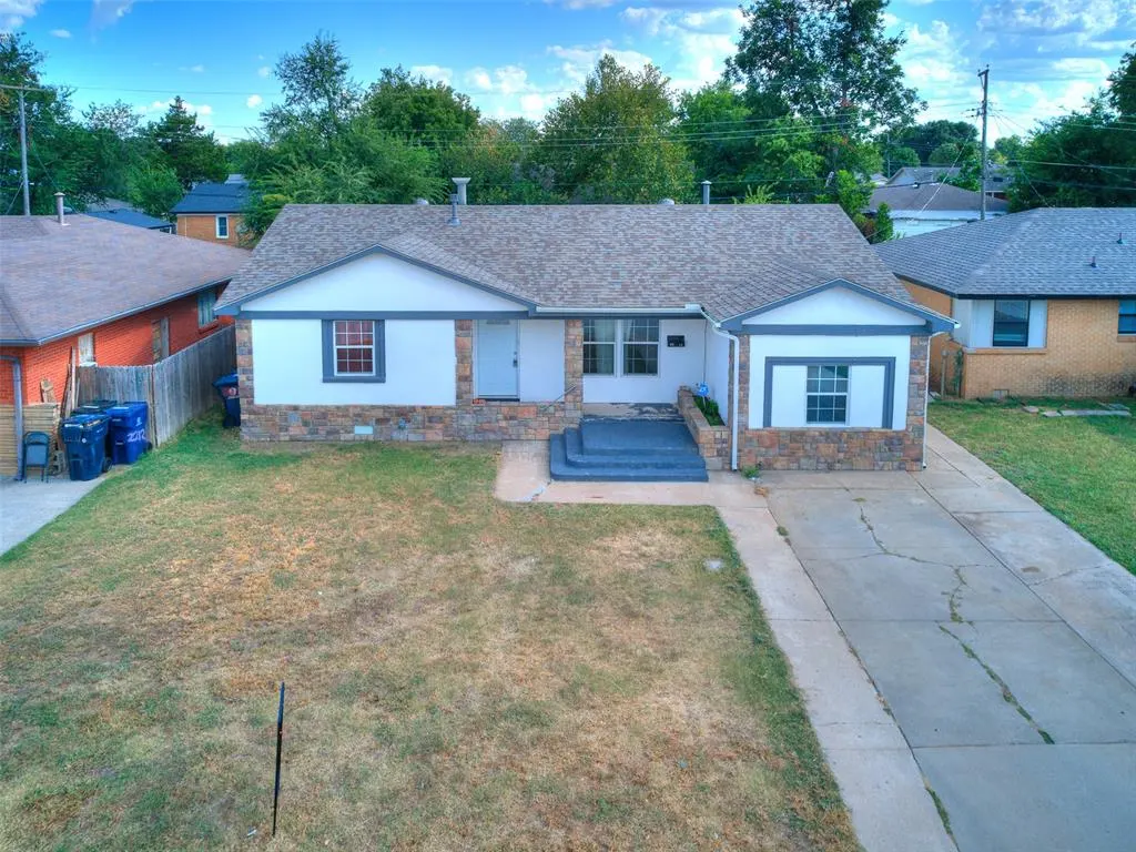 Photo 4 — 2216 SW 60th Streets, Oklahoma City, OK 73159