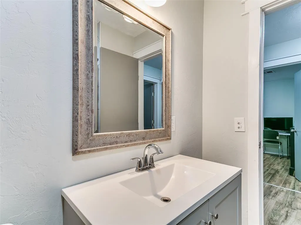 Photo 29 — 2216 SW 60th Streets, Oklahoma City, OK 73159