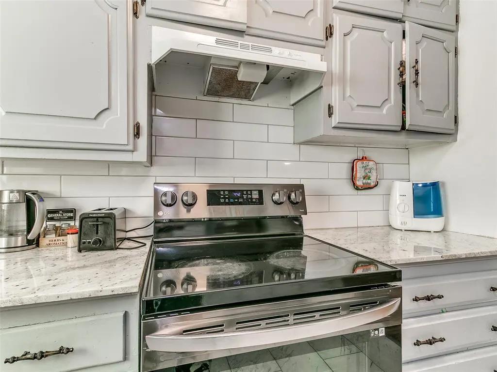 Photo 42 — 2216 SW 60th Streets, Oklahoma City, OK 73159