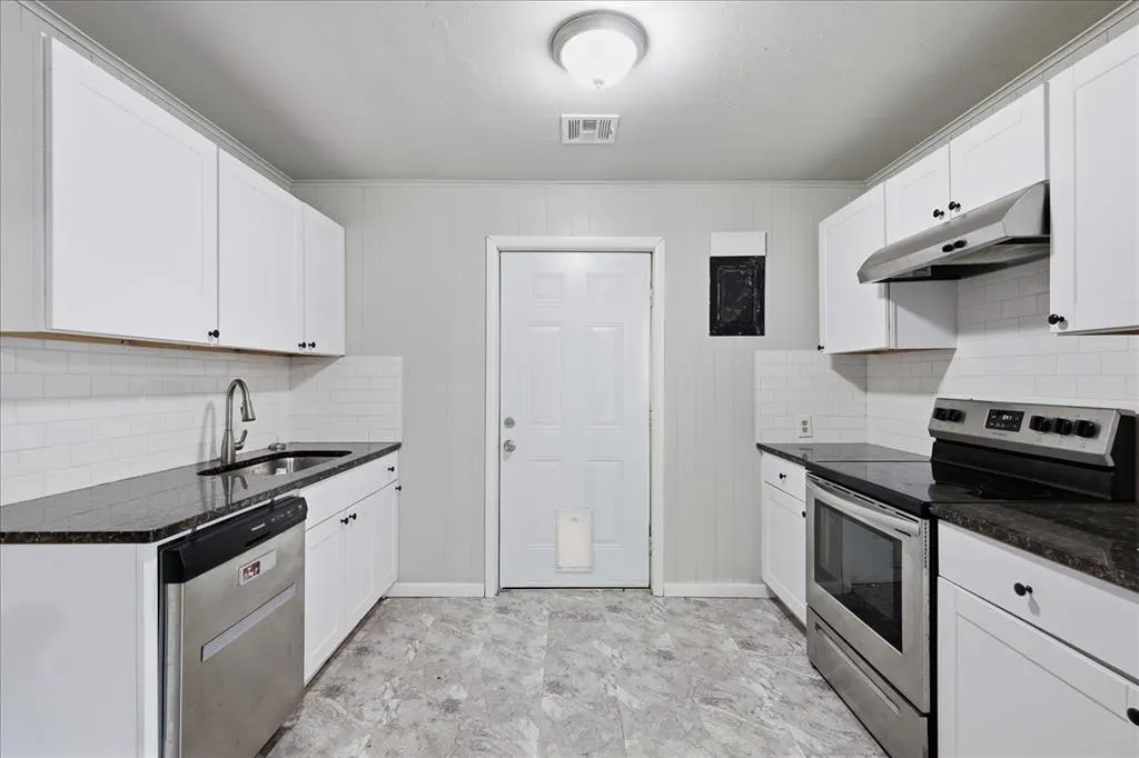 Photo 7 — 1216 E Vilas Avenue, Guthrie, OK 73044