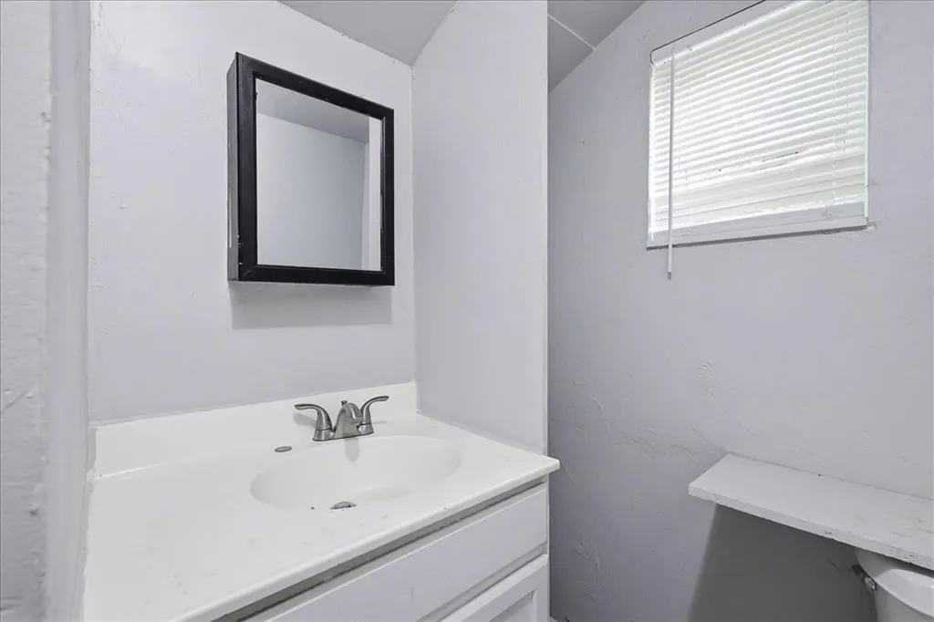 Photo 11 — 1216 E Vilas Avenue, Guthrie, OK 73044