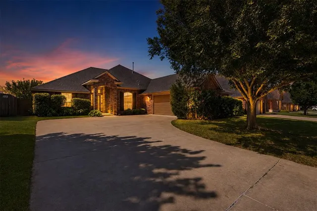 Photo 4 — 9024 NW 84th Terrace, Yukon, OK 73099