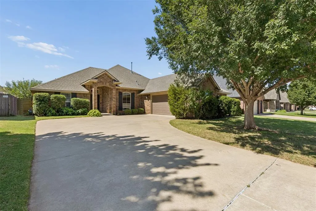 Photo 5 — 9024 NW 84th Terrace, Yukon, OK 73099
