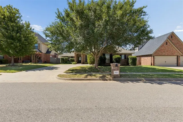 Photo 6 — 9024 NW 84th Terrace, Yukon, OK 73099