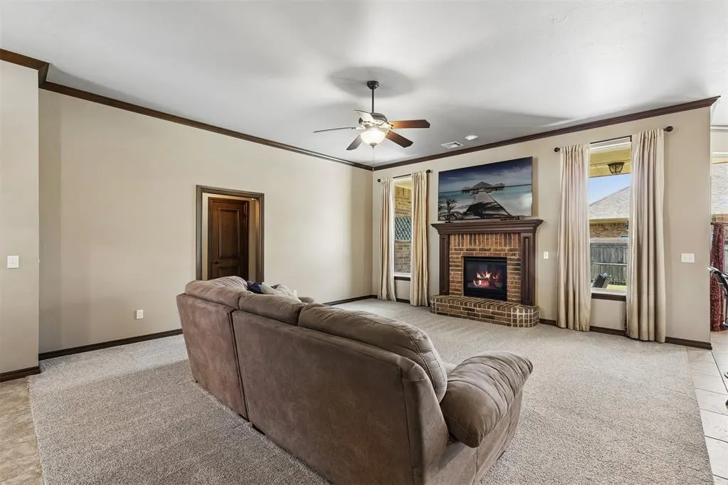 Photo 9 — 9024 NW 84th Terrace, Yukon, OK 73099