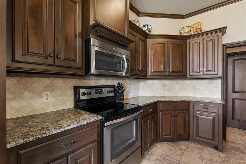 Photo 12 — 9024 NW 84th Terrace, Yukon, OK 73099