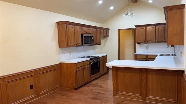 Photo 3 — 11608 SW 3rd Street, Yukon, OK 73099