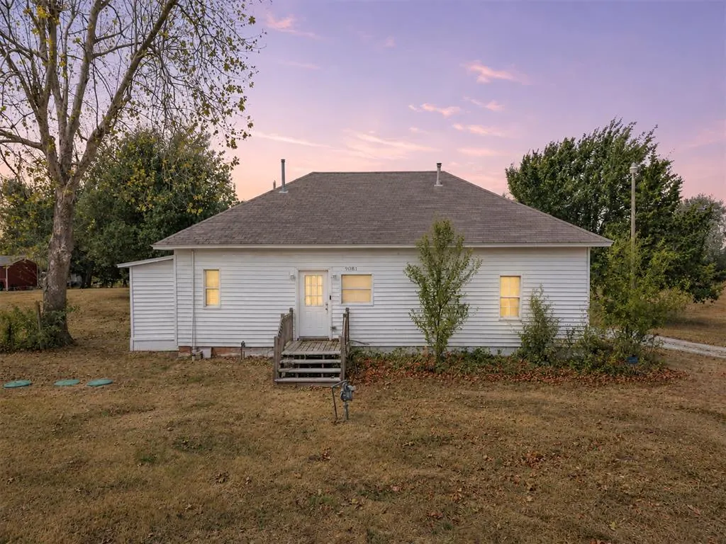 Front exterior — 9081 Jasper Drive, Jones, OK 73049