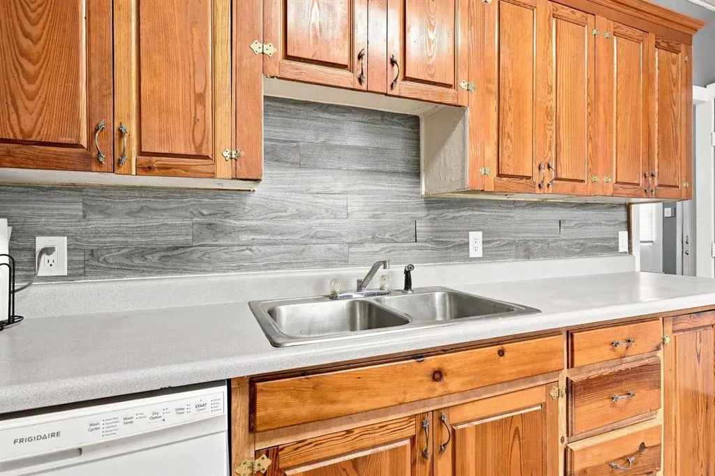 Photo 9 — 9081 Jasper Drive, Jones, OK 73049