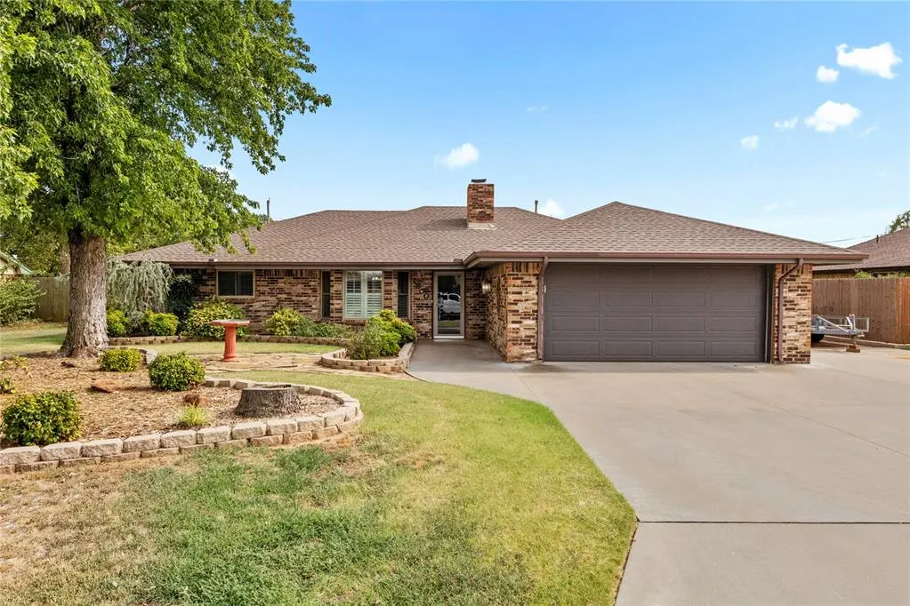 Front exterior — 1800 Sandstone Avenue, Weatherford, OK 73096