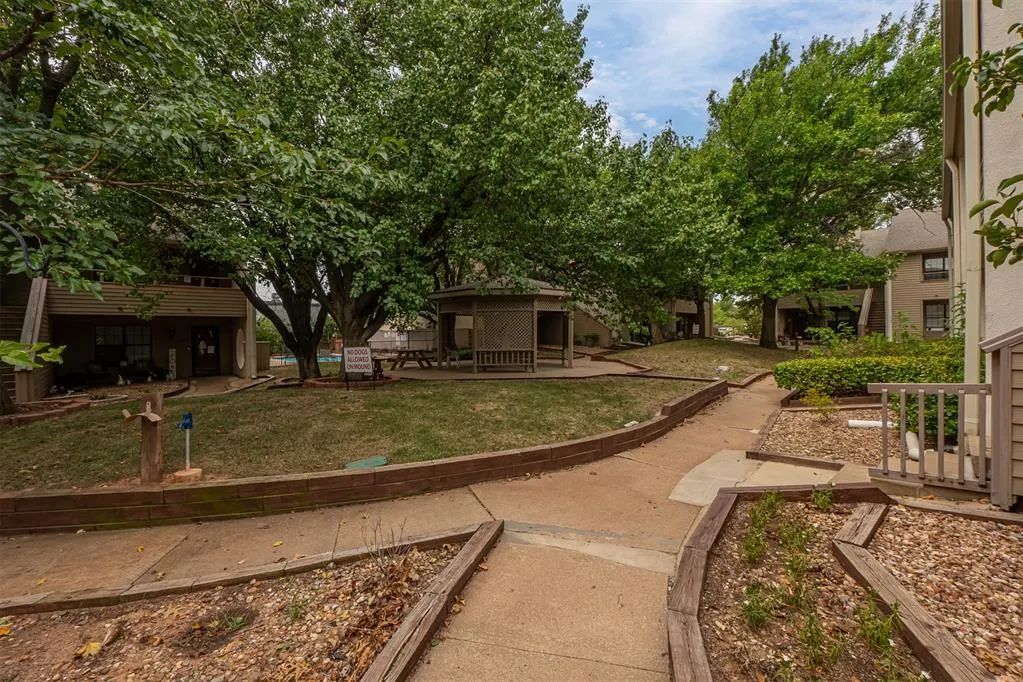 Photo 20 — 11130 Stratford Drive 418, Oklahoma City, OK 73120