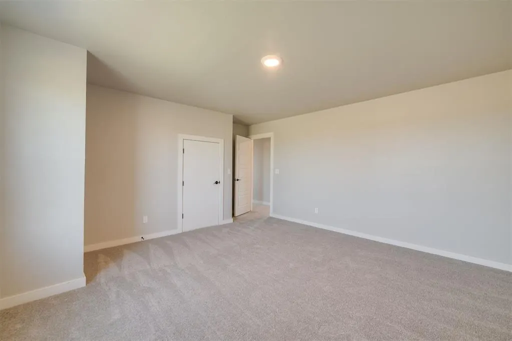 Photo 37 — 409 Carlow Way, Yukon, OK 73099