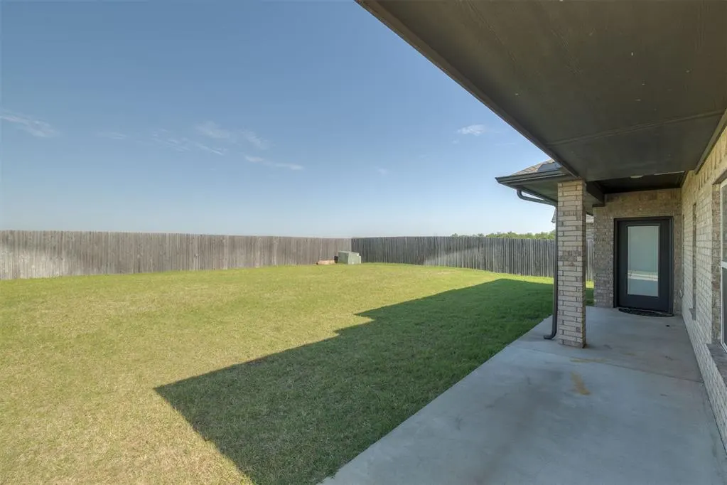 Photo 47 — 409 Carlow Way, Yukon, OK 73099