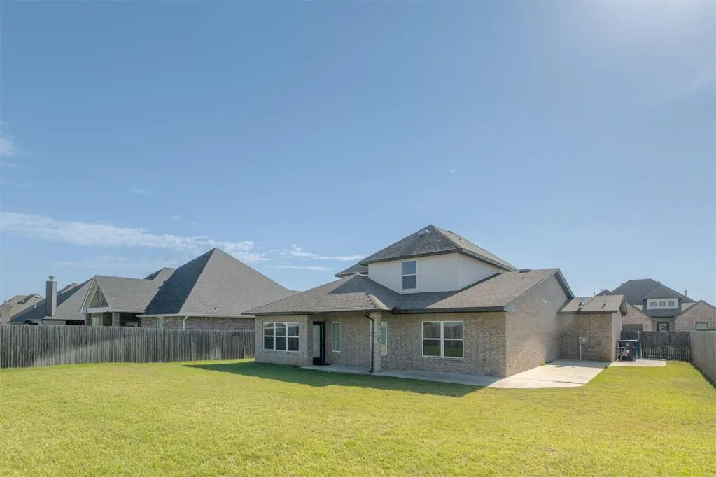 Photo 48 — 409 Carlow Way, Yukon, OK 73099