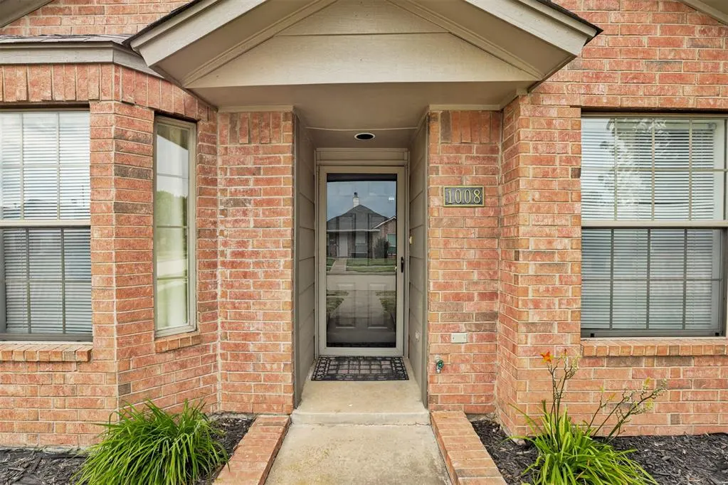 Front exterior — 1008 SW 23rd Street, Moore, OK 73170