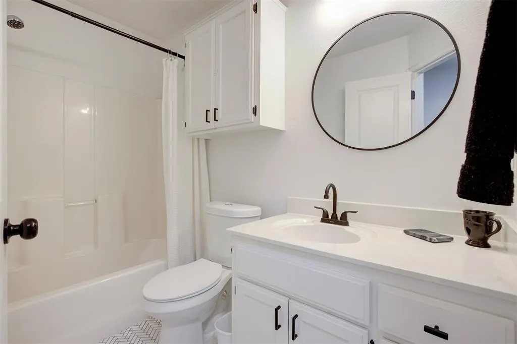 Photo 20 — 1008 SW 23rd Street, Moore, OK 73170