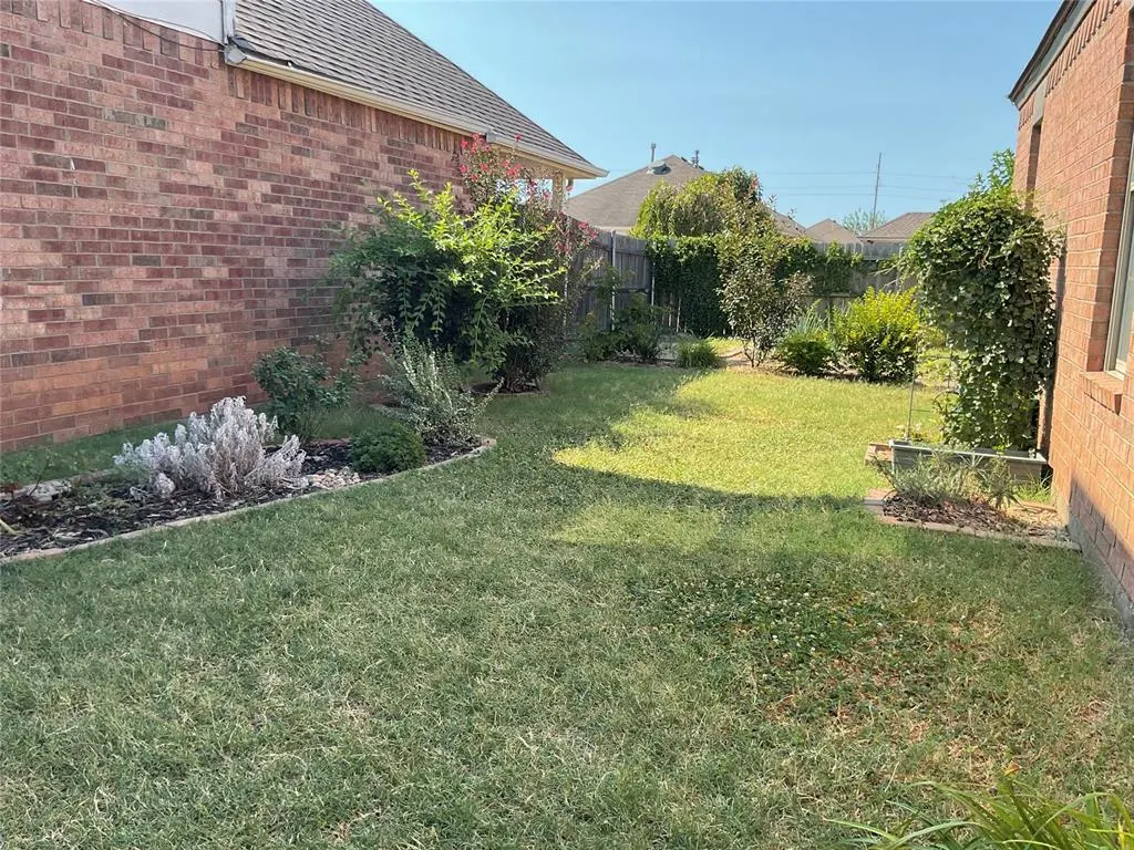 Photo 34 — 1008 SW 23rd Street, Moore, OK 73170
