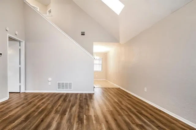 Photo 3 — 2607 Lonnie Lane, Moore, OK 73170