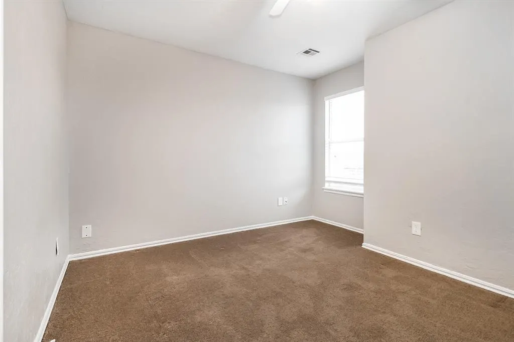 Photo 11 — 2607 Lonnie Lane, Moore, OK 73170