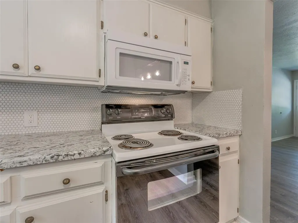Photo 12 — 1413 N Sherry Lane, Shawnee, OK 74801