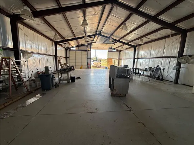 Photo 4 — 2308 Crest Lane, Guthrie, OK 73044