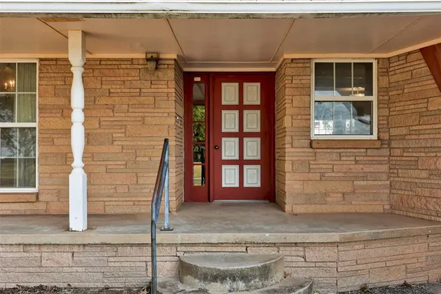 Photo 3 — 332852 E 1060 Road, McLoud, OK 74851