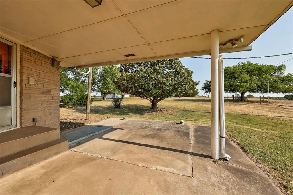 Photo 36 — 332852 E 1060 Road, McLoud, OK 74851