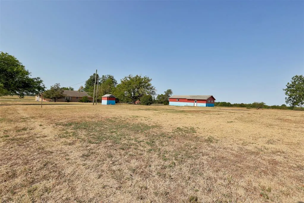 Photo 39 — 332852 E 1060 Road, McLoud, OK 74851