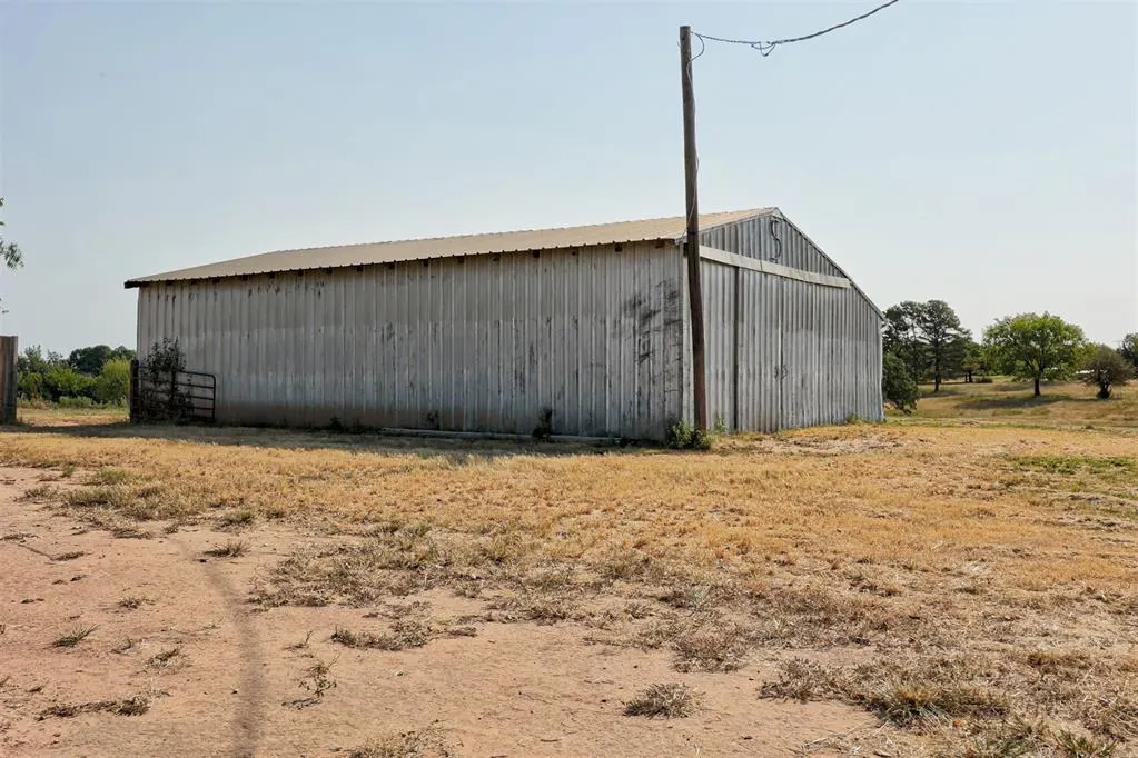 Photo 43 — 332852 E 1060 Road, McLoud, OK 74851