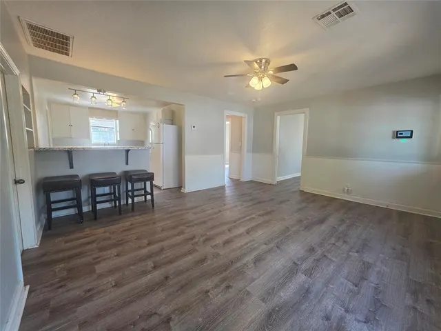 Photo 6 — 1947 N Louisa Avenue, Shawnee, OK 74804