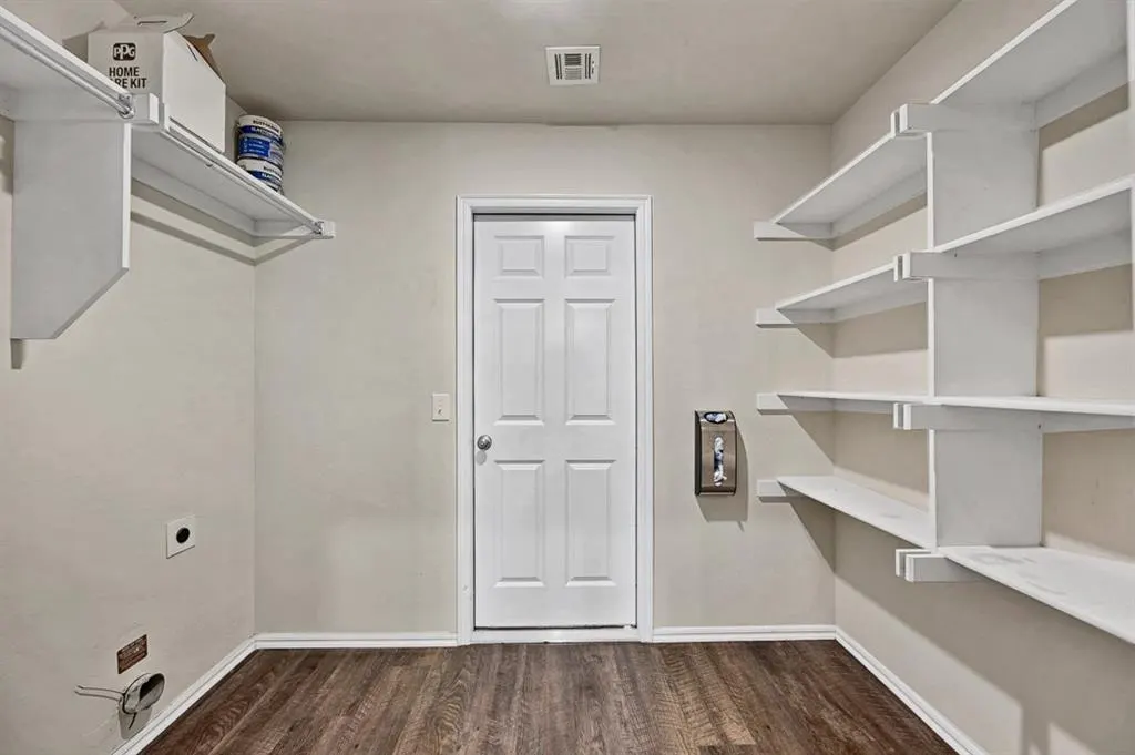 Photo 11 — 831 Twin Lakes Drive, Noble, OK 73068