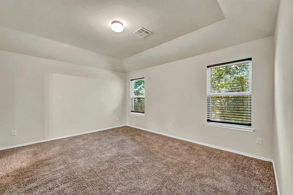 Photo 14 — 831 Twin Lakes Drive, Noble, OK 73068