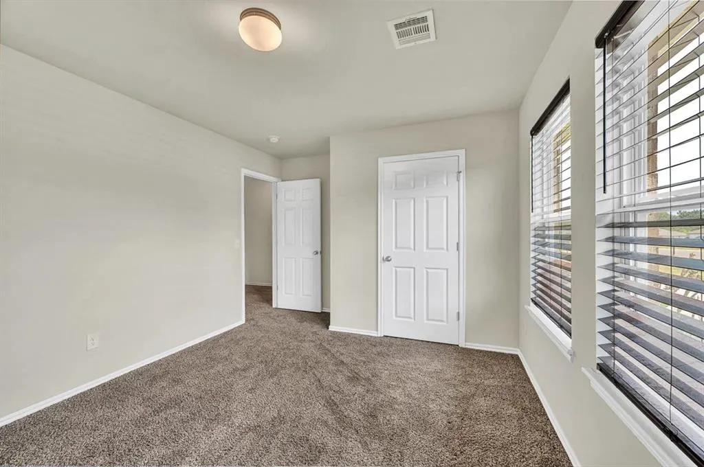 Photo 20 — 831 Twin Lakes Drive, Noble, OK 73068