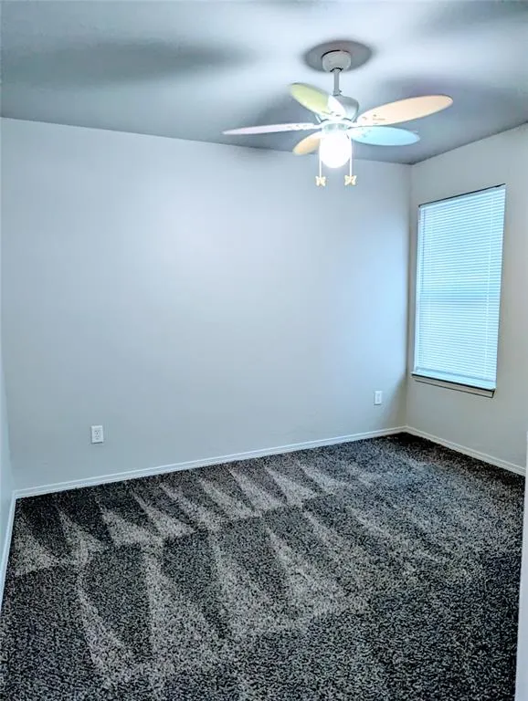 Photo 9 — 15609 Camellia Road, Oklahoma City, OK 73170
