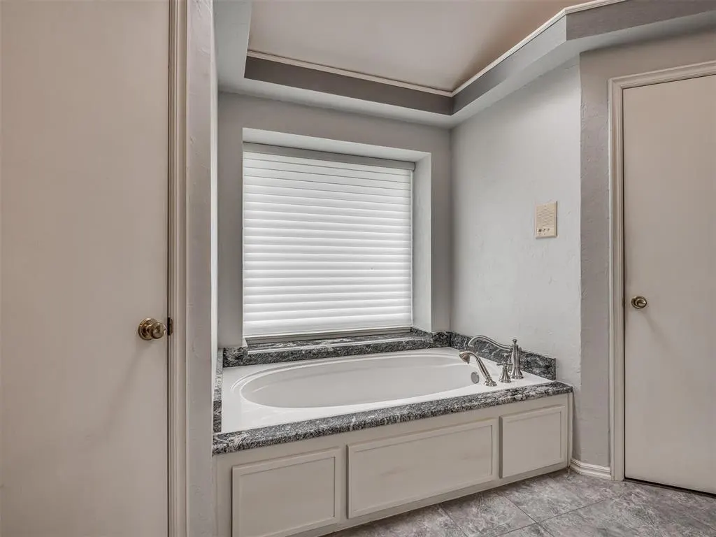 Photo 28 — 12233 Rivendell Drive, Oklahoma City, OK 73170