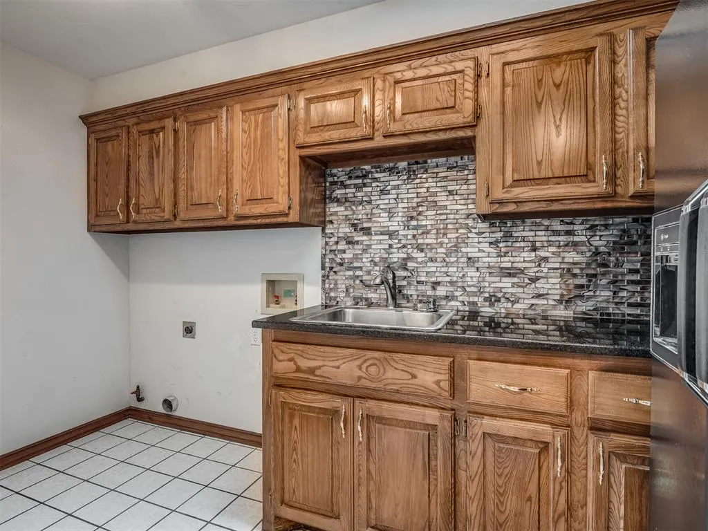 Photo 41 — 12233 Rivendell Drive, Oklahoma City, OK 73170