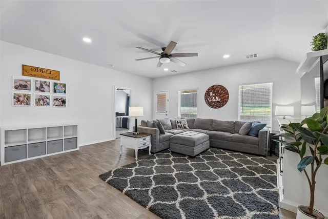 Photo 6 — 3425 Furrow Drive, Yukon, OK 73099