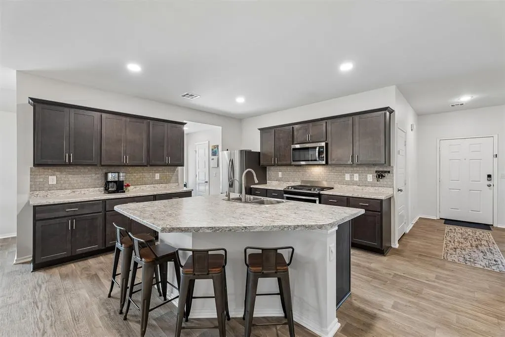 Photo 12 — 3425 Furrow Drive, Yukon, OK 73099