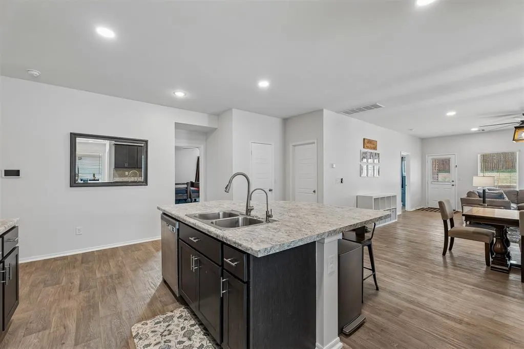 Photo 14 — 3425 Furrow Drive, Yukon, OK 73099