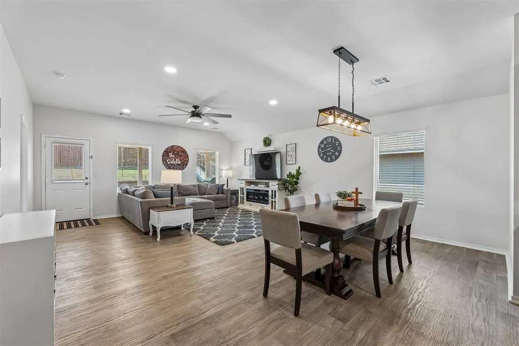 Photo 15 — 3425 Furrow Drive, Yukon, OK 73099