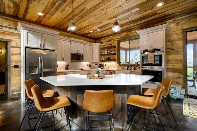 Photo 6 — 116 Sugar Plum Lane, Broken Bow, OK 74728