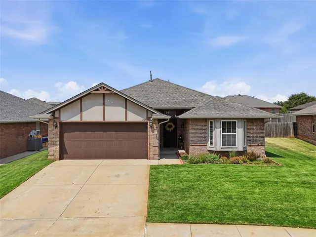 Photo 2 — 1545 NW 125th Street, Oklahoma City, OK 73120