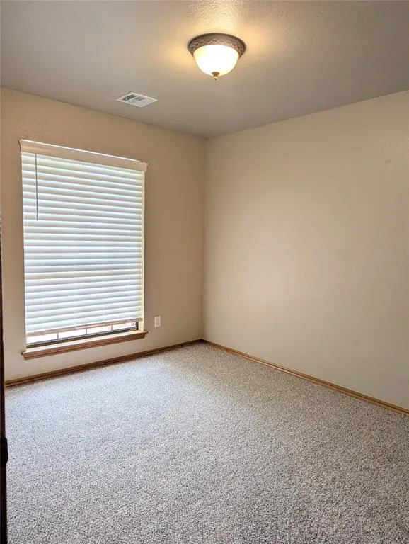 Photo 34 — 517 SW 156th Street, Oklahoma City, OK 73170