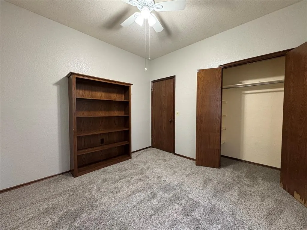 Photo 14 — 420 E Twelve Oaks Terrace, Mustang, OK 73064