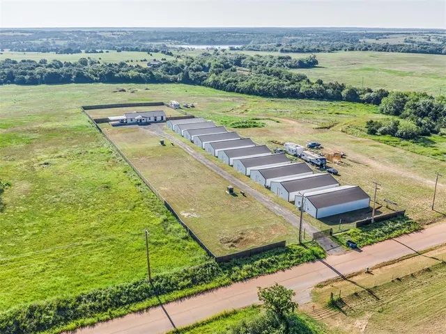 Photo 3 — 5160 N Indian Meridian Rd, Coyle, OK 73027