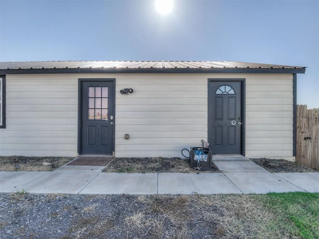 Photo 8 — 5160 N Indian Meridian Rd, Coyle, OK 73027