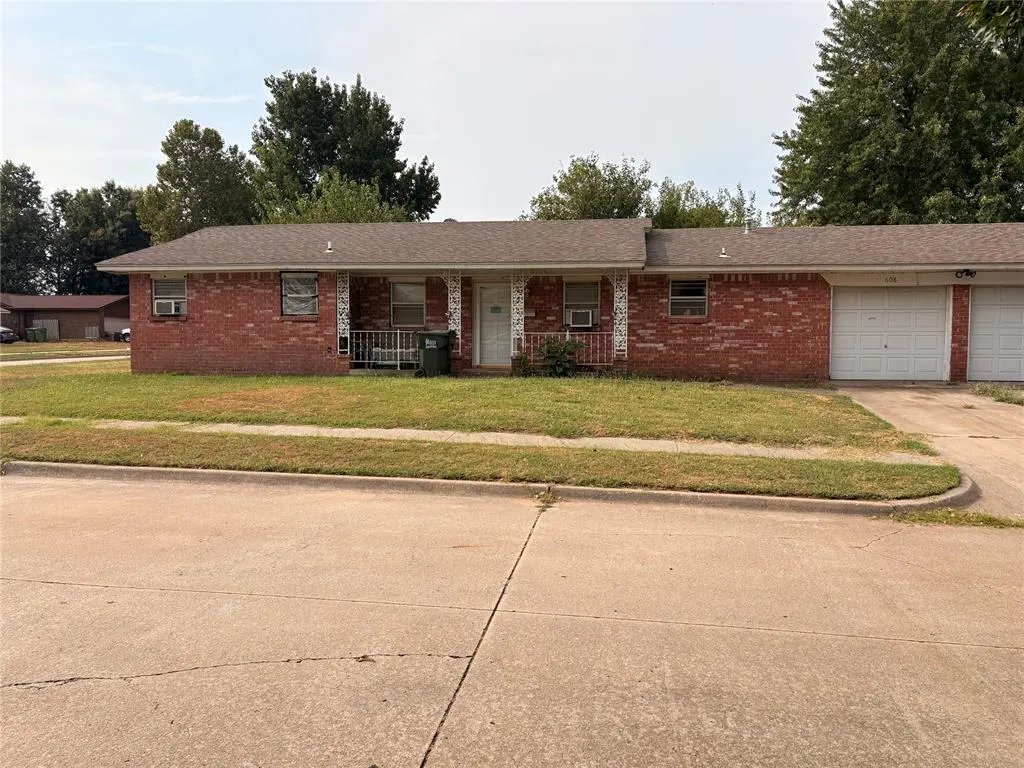 Front exterior — 608 Mark Avenue, Yukon, OK 73099