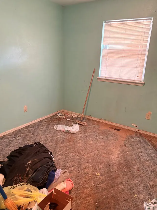 Photo 6 — 608 Mark Avenue, Yukon, OK 73099