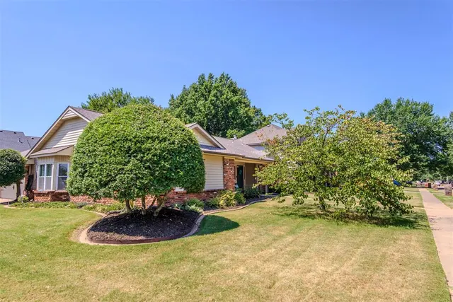 Photo 4 — 101 W Quanah Street, Broken Arrow, OK 74011