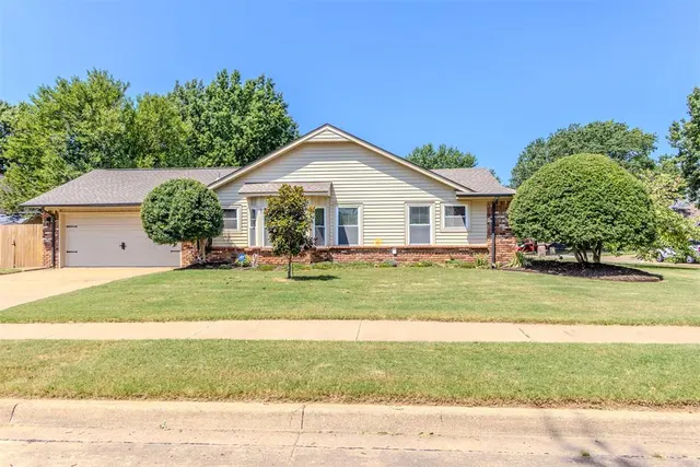 Photo 5 — 101 W Quanah Street, Broken Arrow, OK 74011